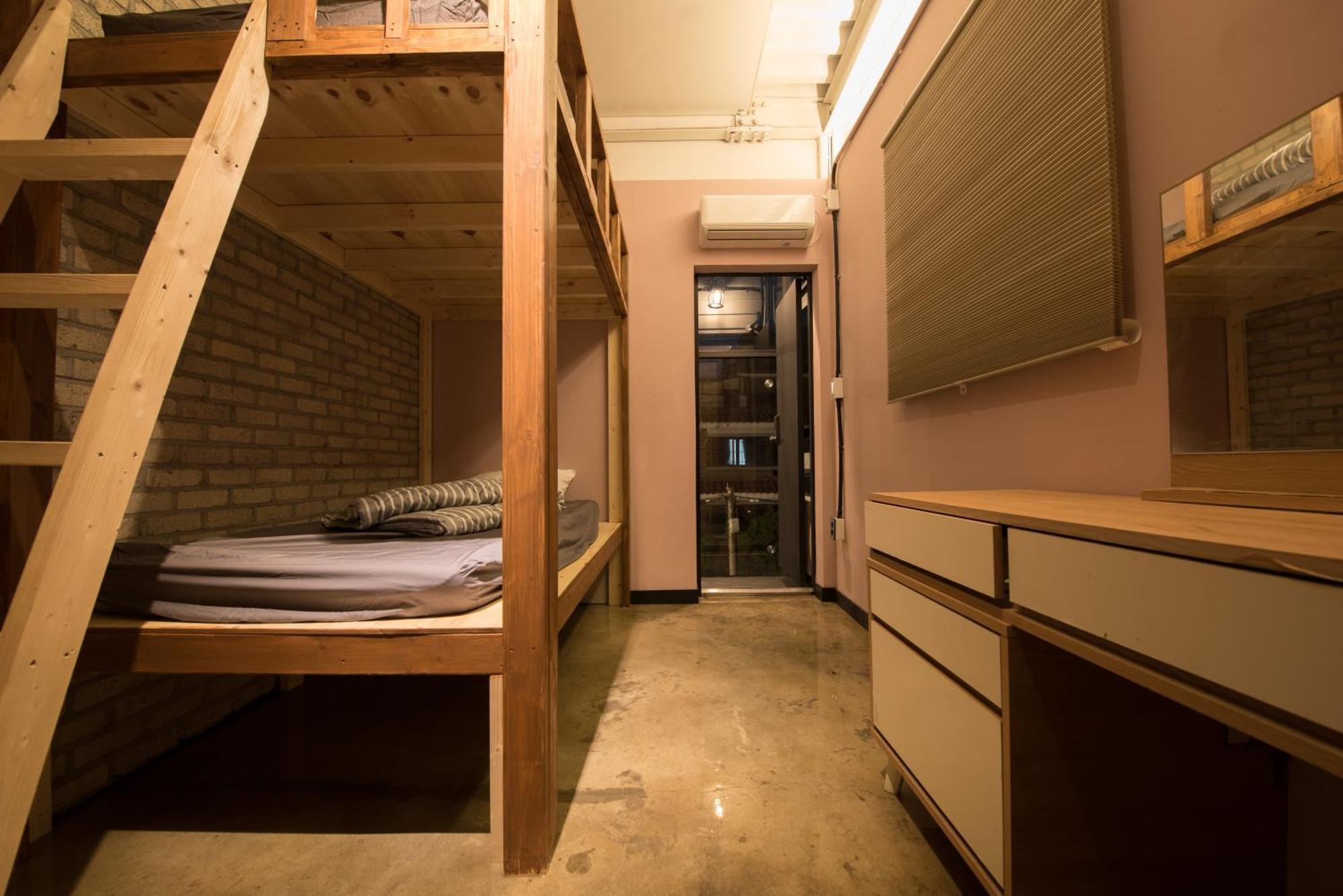 Inno Hostel & Pub Lounge Hongdae Seoel Buitenkant foto